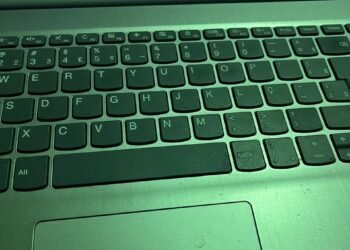 Mecânico é vítima de fraude eletrônica ao tentar comprar máquina via WhatsApp