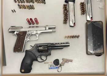 Dois homens são presos em Riachão das Neves por porte ilegal de arma de fogo e munições