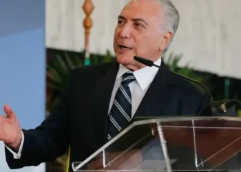 Temer diz que não será vice de Bolsonaro pois já saiu da vida pública