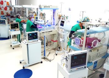 Hospital do Oeste é referência na assistência a gestantes e bebês em situação de risco
