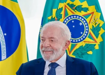 Economia do pacote de corte de gastos pode subir para R$ 80 bi em 2 anos, dizem técnicos