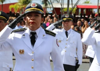 Bahia ganha reforço de 328 novos bombeiros militares nas forças de segurança