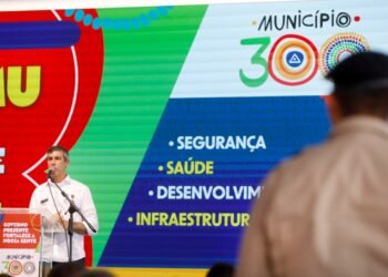 São 128 novas unidades das policiais, mais de mil novas viaturas, seis mil novos policiais”, destaca Werner ao fazer balanço de ações e investimentos na Bahia