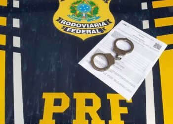 Em Barreiras, PRF prende passageiro procurado pelo crime de estupro