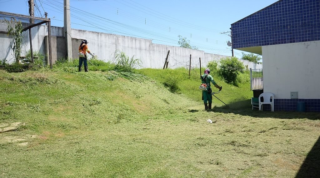 Prefeitura de Barreiras prepara ambiente das escolas municipais para o início do ano letivo