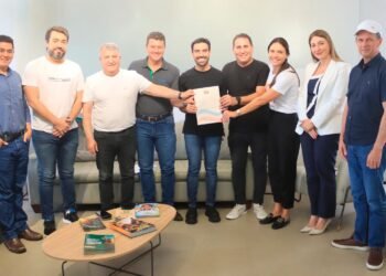 Imprensa Aiba – Bahia Farm Show 2025 e projetos conjuntos nortearam agenda entre Aiba, Abapa e Prefeitura de Luís Eduardo Magalhães