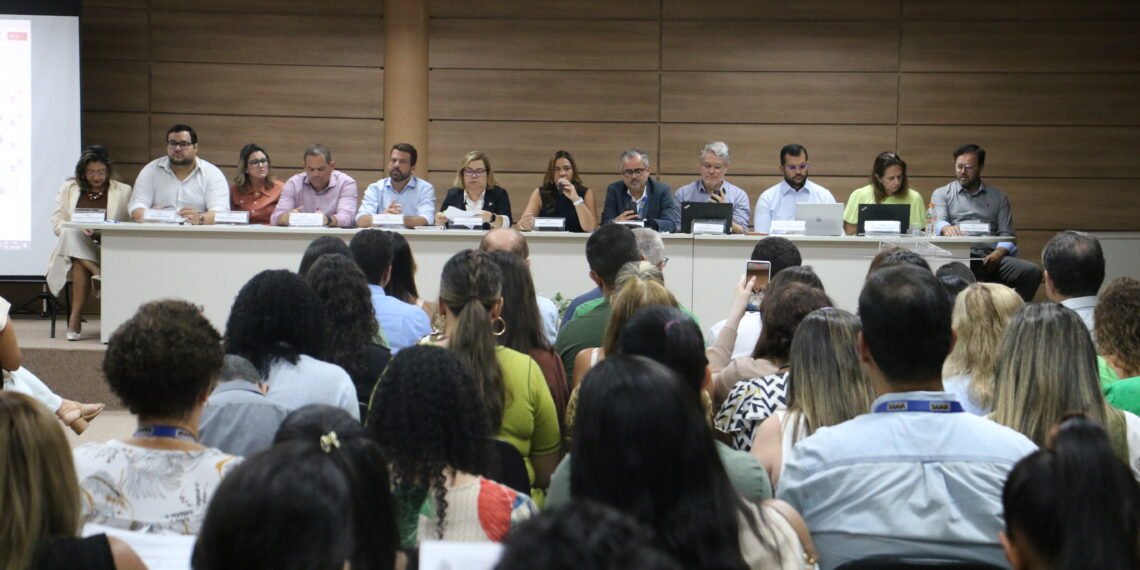 Secretária Roberta Santana convoca gestores municipais a reforçar vacinação e doações de sangue para o Carnaval