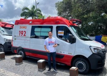 Barreiras recebe nova ambulância para reforçar o atendimento do Samu 192