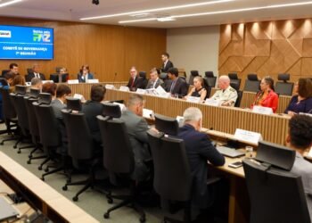 Balanço e avanços do Bahia Pela Paz são discutidos entre secretarias de Estado e poderes Legislativo e Judiciário