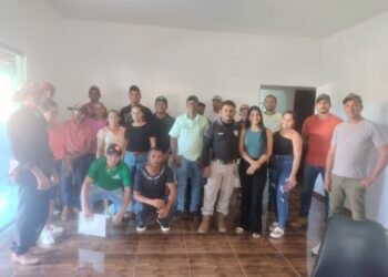 Encontro discute cadastramento de pequenos produtores para assentamentos rurais em Riachão das Neves