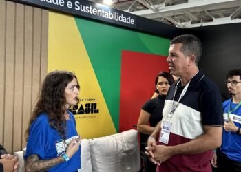 Prefeito Moab Santana participa de encontro nacional para fortalecer Riachão das Neves