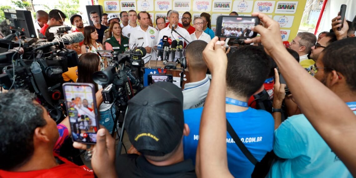 Em coletiva de imprensa, Jerônimo Rodrigues destaca trabalho integrado do Governo do Estado no Carnaval da Bahia 2025