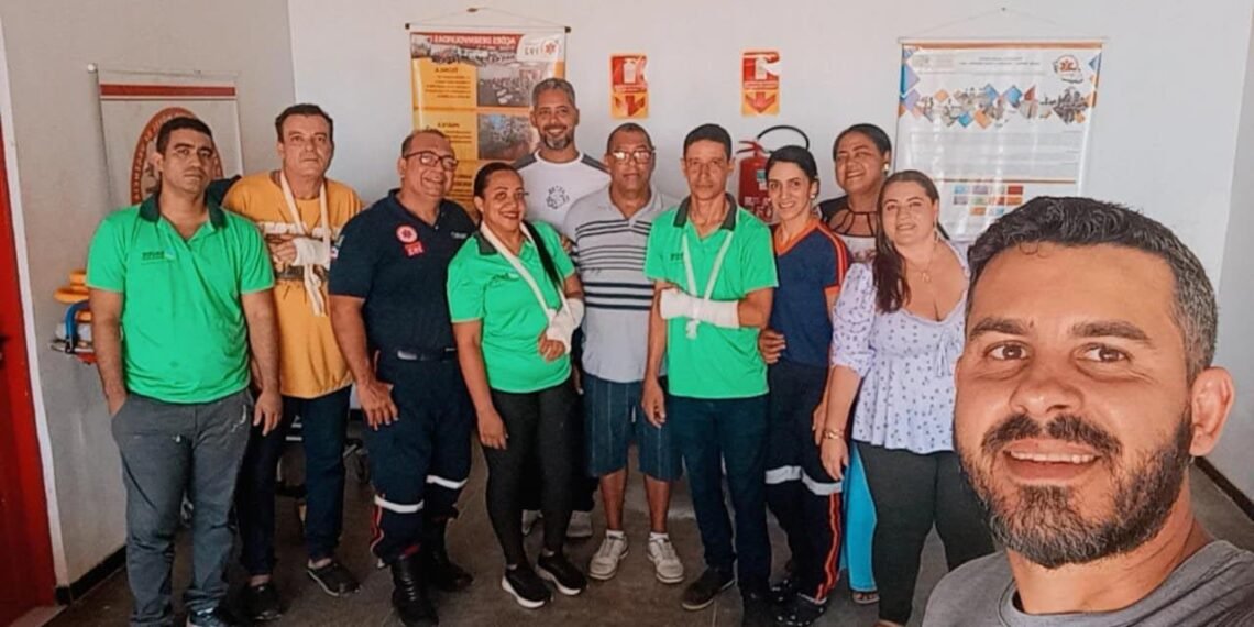 Treinamento reforça qualidade no atendimento da equipe de Raio-X em Riachão das Neves