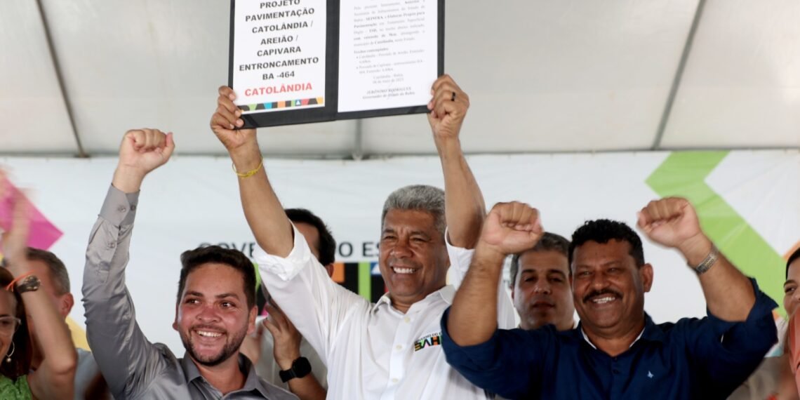 Catolândia é contemplada com entrega de novos estádio e mercado municipal, com recursos de mais de R$1,6 milhão do Governo do Estado