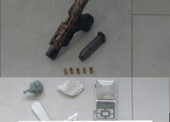 Rondesp CPR-Oeste apreende arma de fogo e drogas em Cocos/Baianópolis