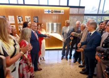 Governo do Estado celebra 100 anos da Secretaria da Saúde com homenagens a antigos gestores e servidores