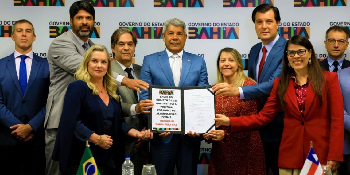 Enfrentamento à letalidade policial e prevenção à violência são temas do Comitê de Governança do Bahia pela Pa