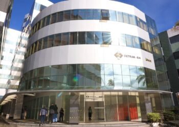 Selecionados nos programas CNH da Gente e CNH na Escola devem entregar documentação até o próximo dia 29