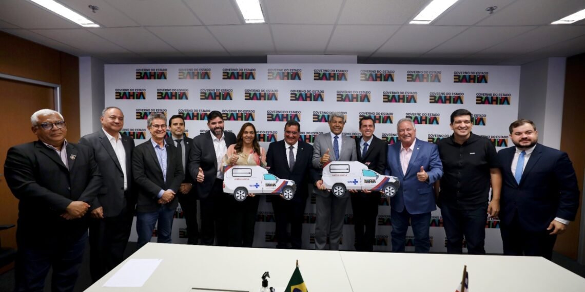 Construção de novo hospital em São Desidério foi tema de reunião entre o governador e o prefeito do município