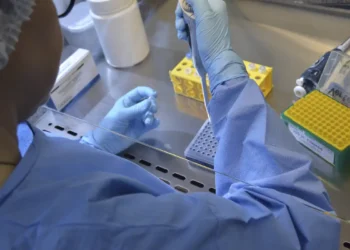 País tem 17 casos confirmados de intoxicação por metanol