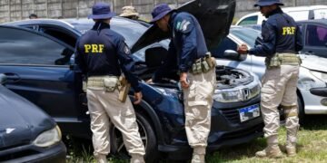 PRF participa da Operação Ressonância, ação integrada de combate a fraudes veiculares na Bahia