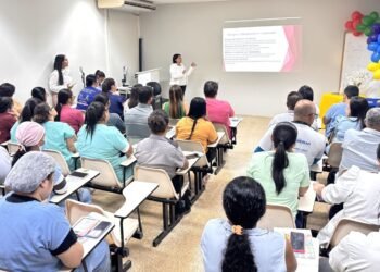 Hospital do Oeste capacita equipes para atendimento a pacientes com autismo