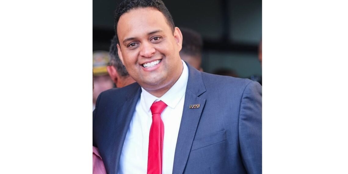 Barreiras homenageia Tiago Pereira com o Título de Cidadão Barreirense por sua contribuição à luta contra a fome e à promoção da dignidade