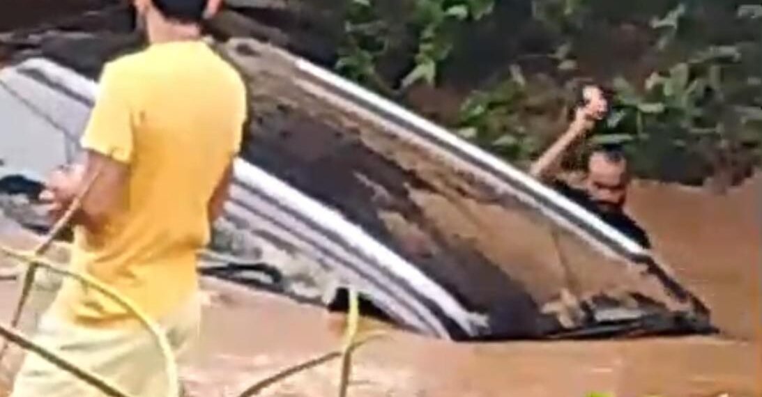 Após enxurrada, morador vira “repórter” e registra o momento em Riachão das Neves