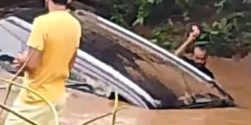 Após enxurrada, morador vira “repórter” e registra o momento em Riachão das Neves