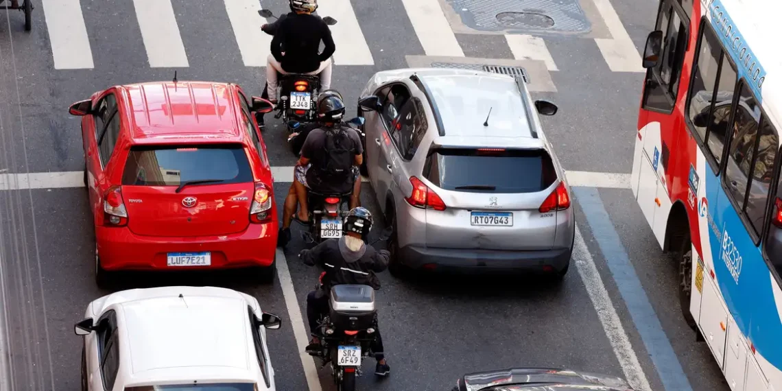 Regras para ciclomotores começam a valer nesta quinta; saiba mais