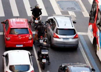 Regras para ciclomotores começam a valer nesta quinta; saiba mais