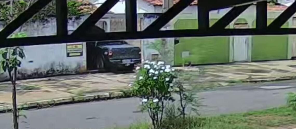 Sargento e esposa passam mal após consumirem alimento entregue por desconhecido e têm caminhonete furtada em Barreiras