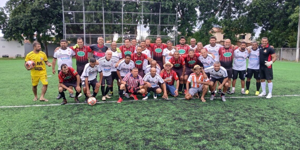 Seleção Veterana de Riachão das Neves mantém invencibilidade em Santa Maria da Vitória