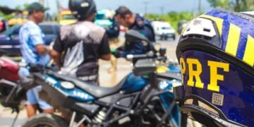 PRF amplia presença nas estradas da Bahia durante feriado do Dia do Trabalho 2026