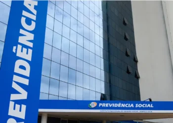 Fila do INSS cai 16% em dois meses após análise de 500 mil processos