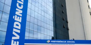 Fila do INSS cai 16% em dois meses após análise de 500 mil processos