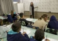 Senado aprova MP que estabelece piso de R$ 5.130 para professores