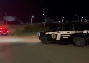 Homem é preso por descumprimento de medida protetiva durante a Operação Laços Sombrios em Riachão das Neves