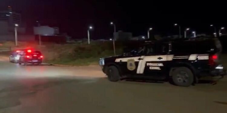Homem é preso por descumprimento de medida protetiva durante a Operação Laços Sombrios em Riachão das Neves
