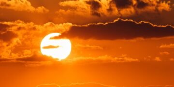 Calor de até 39°C atinge interior da Bahia com novo veranico no Brasil