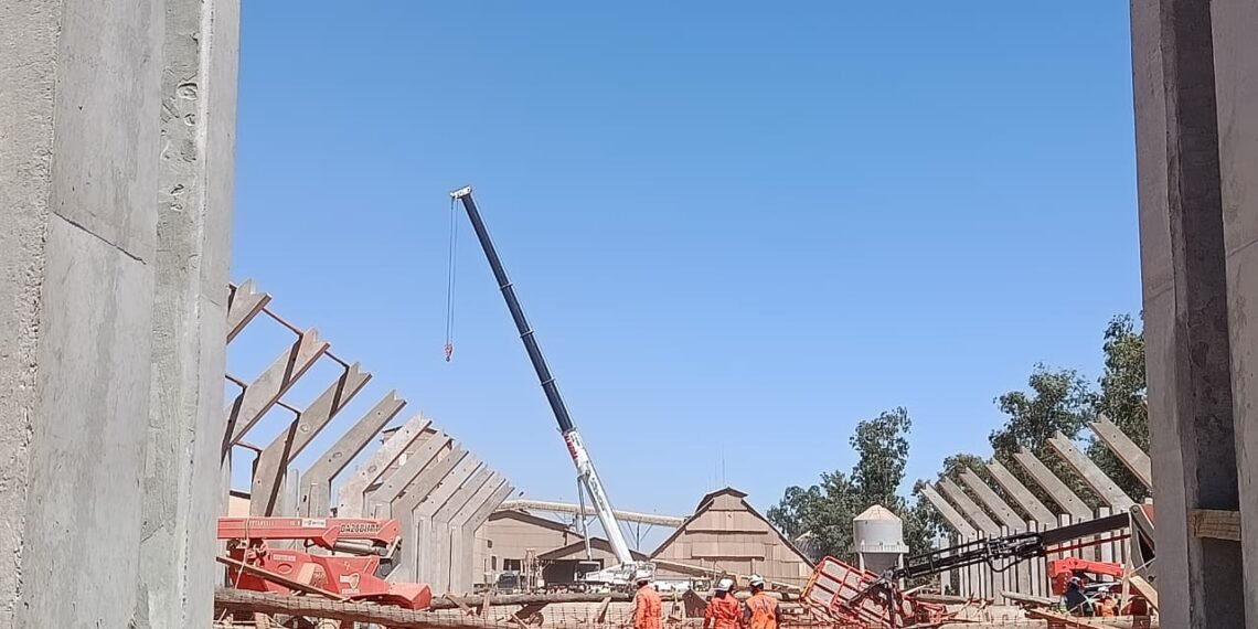 Desabamento de galpão deixa trabalhadores feridos e causa mortes em Luís Eduardo Magalhães