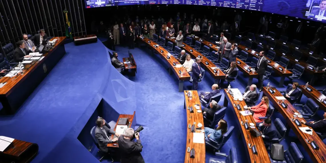 Senado aprova aumento de limite e perdão de dívida para MEIs